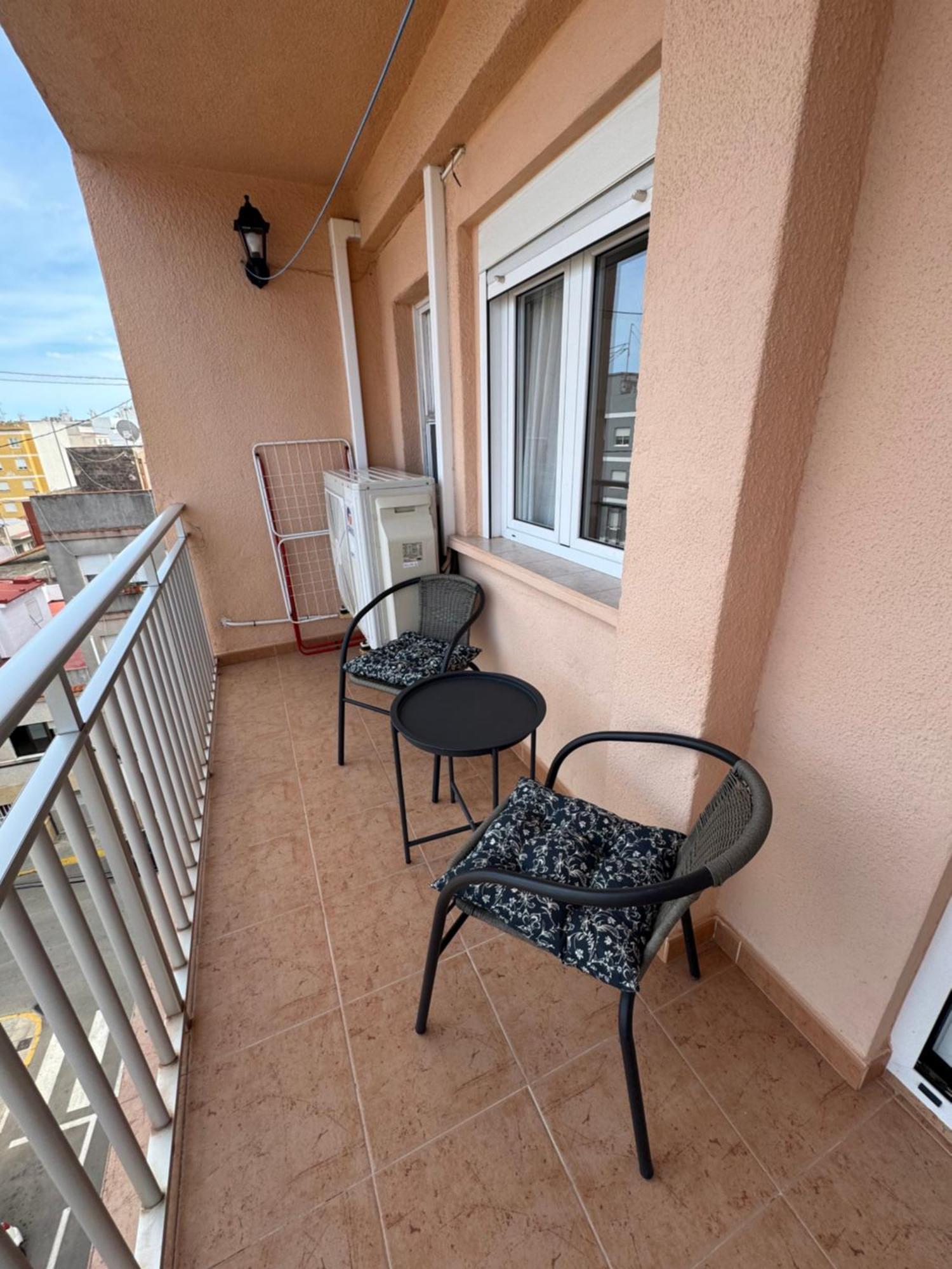 Great Holiday Apartment Close To The Beach 甘迪亚 外观 照片